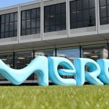 Grâce à l'acquisition de SpringWorks Therapeutics, Merck KGaA entend renforcer sa présence aux Etats-Unis. (archive) KEYSTONE/DPA/ARNE DEDERT
